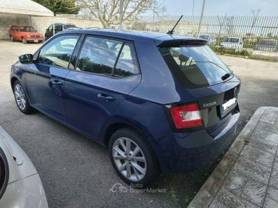 Skoda Fabia  1.0 MPI 75 CV Design Edition Blu/Azzurro usata Soleto