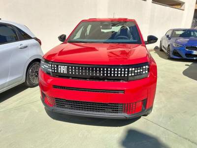 Fiat Grande Panda 1.2 Hybrid 110 CV S&S Icon Rosso usata Brindisi