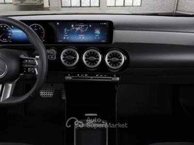 Mercedes-Benz Classe A  180 d Edition AMG Line auto Grigio usata Sant'Anastasia