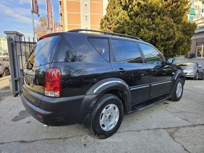 SsangYong Rexton REXTON 2.7 XDi Nero usata Torino