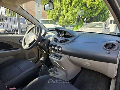 Renault Twingo 1.2 16V Confort GPL Grigio usata Torino