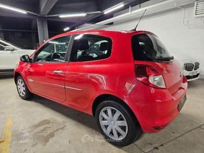 Renault Clio 1.2 16V 3 porte Rosso usata Torino
