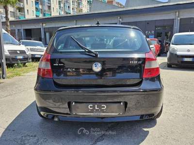 BMW Serie 1 118d 118 118 d cat 5 porte Nero usata Torino
