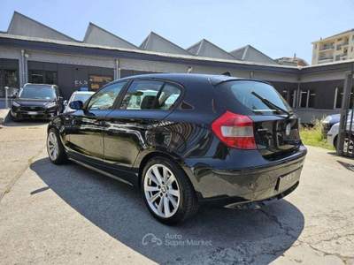 BMW Serie 1 118d 118 118 d cat 5 porte Nero usata Torino