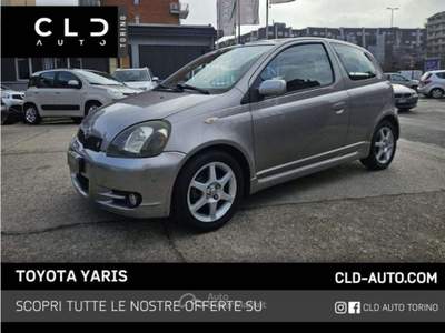 Toyota Yaris 1.5i 16V cat 3 porte T Sport Grigio usata Torino