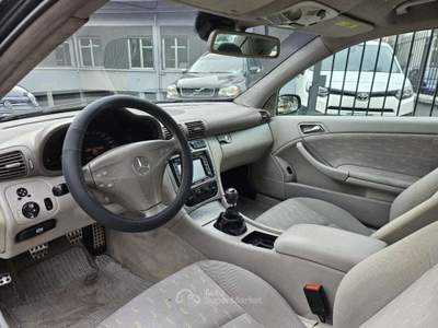 Mercedes-Benz Classe C C 220 CDI cat Sportcoupé Avantgarde Blu/Azzurro usata Torino