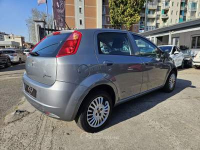 Fiat Grande Punto Grande Punto 5p 1.2 Active Grigio usata Torino