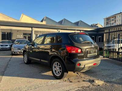 Nissan Qashqai 2.0 dCi DPF 4WD Tekna Nero usata Torino