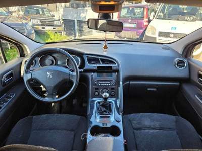 Peugeot 3008 1.6 HDi 112CV Tecno Nero usata Torino