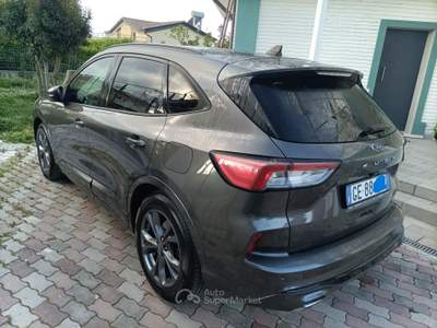 Ford Kuga Ford Kuga 1.5 Diesel (EcoBlue da 120 CV) ST-Line X Grigio usata Eboli