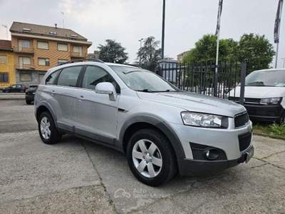 Chevrolet Captiva 2.2 VCDi 163CV 2WD 7POSTI Grigio usata Torino