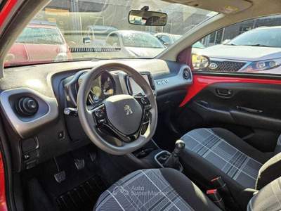 Peugeot 108 VTi 68 5 porte Rosso usata Torino