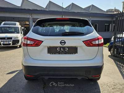 Nissan Qashqai 1.2 DIG-T Acenta Bianco usata Torino