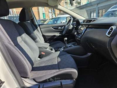 Nissan Qashqai 1.2 DIG-T Acenta Bianco usata Torino