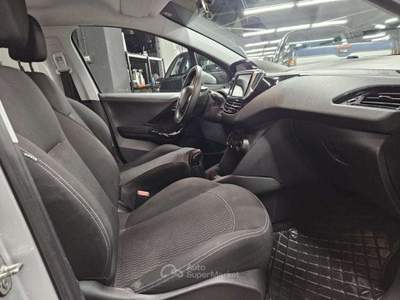 Peugeot 208 1° serie BlueHDi 75 5 porte Grigio usata Torino