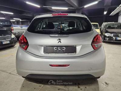 Peugeot 208 1° serie BlueHDi 75 5 porte Grigio usata Torino