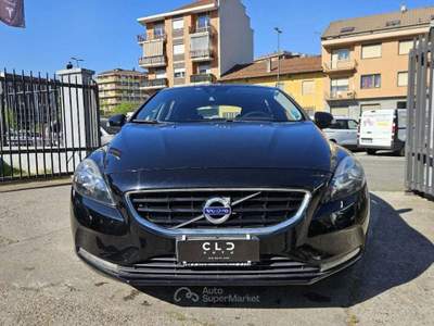 Volvo V40 D2 Geartronic Momentum Nero usata Torino
