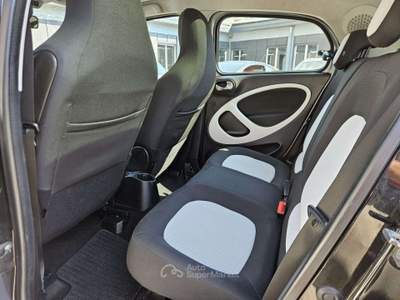 Smart ForFour 71cv Grigio usata Torino