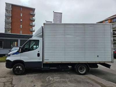 Iveco Daily 35-NP 3.0 Nat.Pwr Blue Power Bianco usata Torino
