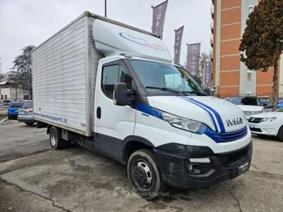 Iveco Daily 35-NP 3.0 Nat.Pwr Blue Power Bianco usata Torino