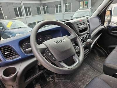 Iveco Daily 35-NP 3.0 Nat.Pwr Blue Power Bianco usata Torino