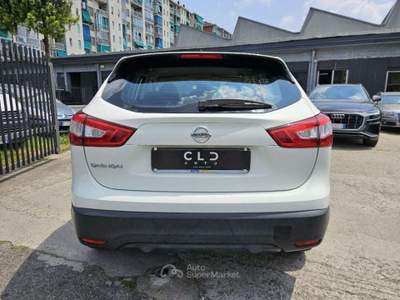 Nissan Qashqai 1.2 DIG-T Bianco usata Torino