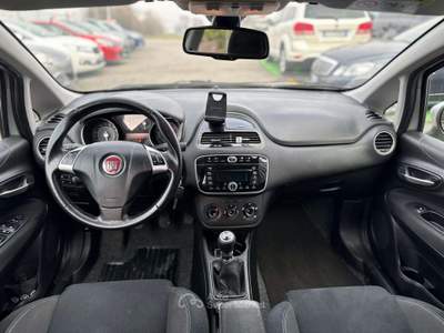 Fiat Punto Punto III 2012 5p 1.4 easypower Lounge Gpl E6 Argento usata Urgnano
