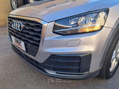 Audi Q2 NEOPATENTATI- AUTOMATICA-IDENTITY BLACK Grigio usata GROSSETO