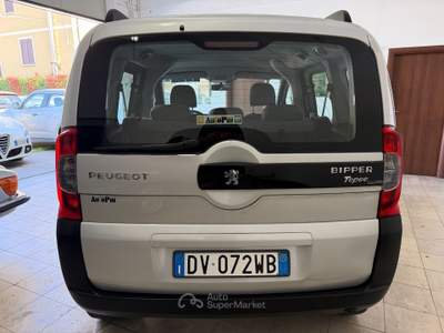 Peugeot Bipper 2009 Tepee 1.4 75CV Outdoor GPL 5 POSTI Argento usata Ravenna