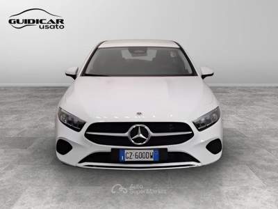 Mercedes-Benz Classe A 180 D Advanced 8G-DCT Bianco usata Lucca