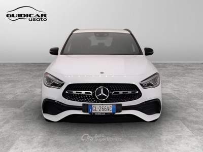 Mercedes-Benz GLA 200 D Premium 8G-DCT Bianco usata Lucca