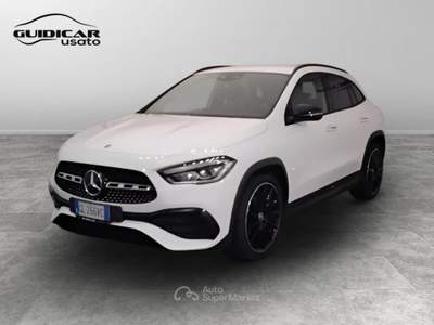 Mercedes-Benz GLA 200 D Premium 8G-DCT Bianco usata Lucca