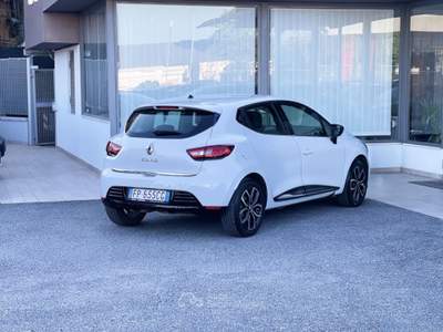 Renault Clio 1.2 Benzina 75CV E6 Neo - 2018 Bianco usata Roma