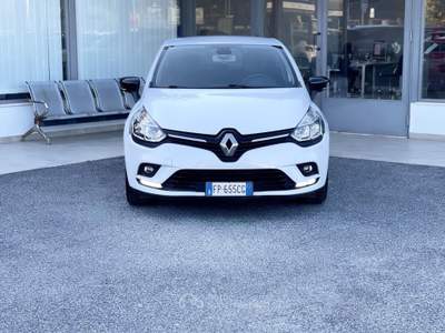 Renault Clio 1.2 Benzina 75CV E6 Neo - 2018 Bianco usata Roma