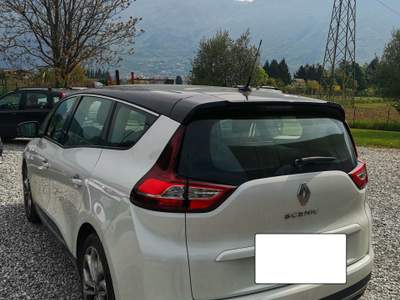 Renault Grand Scénic TENUTA MOLTO BENE Bianco usata ARCO