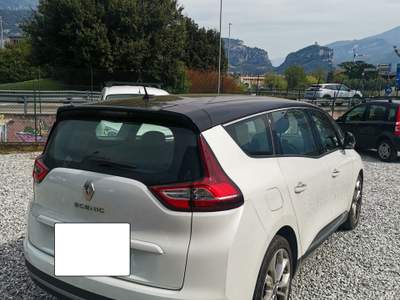 Renault Grand Scénic TENUTA MOLTO BENE Bianco usata ARCO