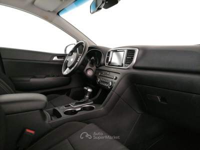 Kia Sportage 1.6 crdi mhev Business Class 2wd 136cv dct7 Bianco usata Roma