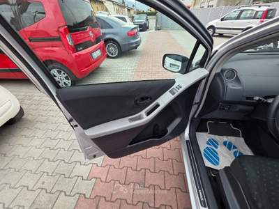 Toyota Yaris 5 porte Grigio usata Gemona del Friuli