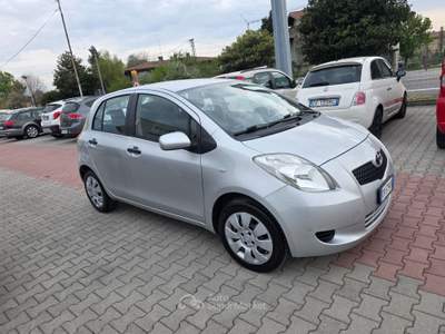 Toyota Yaris 5 porte Grigio usata Gemona del Friuli