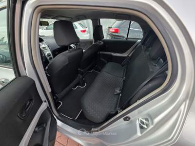 Toyota Yaris 5 porte Grigio usata Gemona del Friuli