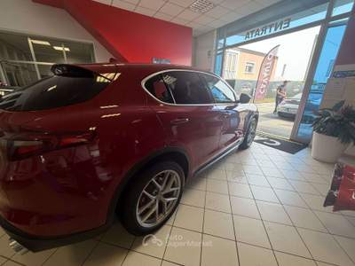 Alfa Romeo Stelvio Stelvio 2017 2.0 t First Edition Q4 280cv auto Rosso usata Goito