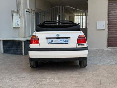 Volkswagen Golf Cabriolet 1.8 75 cv cat Avantgarde Bianco usata SANTERAMO IN COLLE