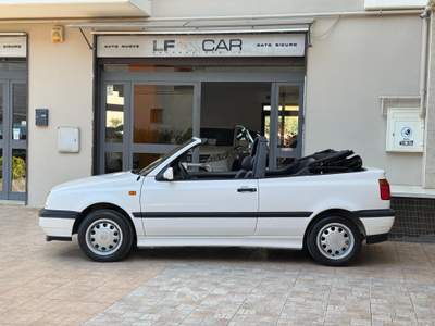Volkswagen Golf Cabriolet 1.8 75 cv cat Avantgarde Bianco usata SANTERAMO IN COLLE