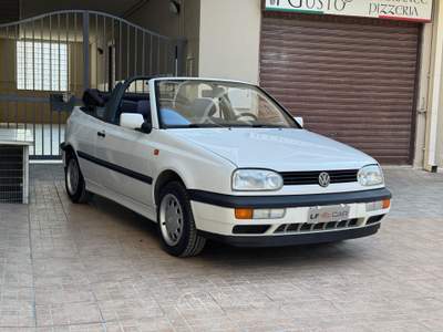 Volkswagen Golf Cabriolet 1.8 75 cv cat Avantgarde Bianco usata SANTERAMO IN COLLE