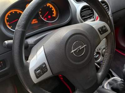 Opel Corsa 1.2 benzina 5 porte **LEGGI INFO** Nero usata Bari