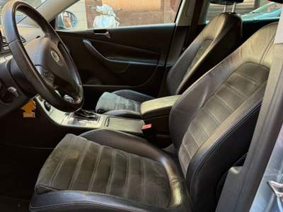 Volkswagen Passat DPF DSG Highline Grigio usata Bari
