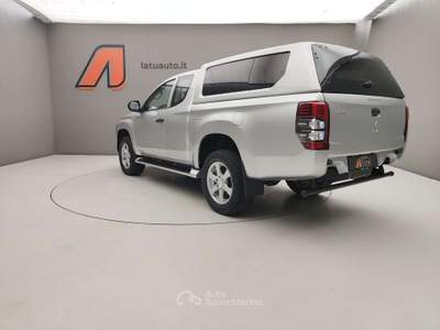 Mitsubishi L200 2.3D 150CV  CLUB CAB INFORM 4WD Grigio usata Voghera