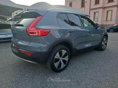 Volvo XC40 T3 Geartronic Momentum Pro Grigio usata Varese