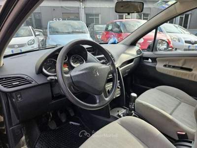 Peugeot 207 1.4 HDi 70CV 3p. ONE Line Nero usata Torino