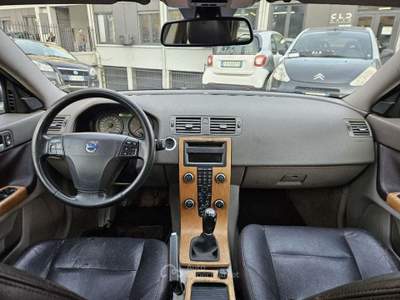 Volvo V50 2.0 D cat Summum Nero usata Torino